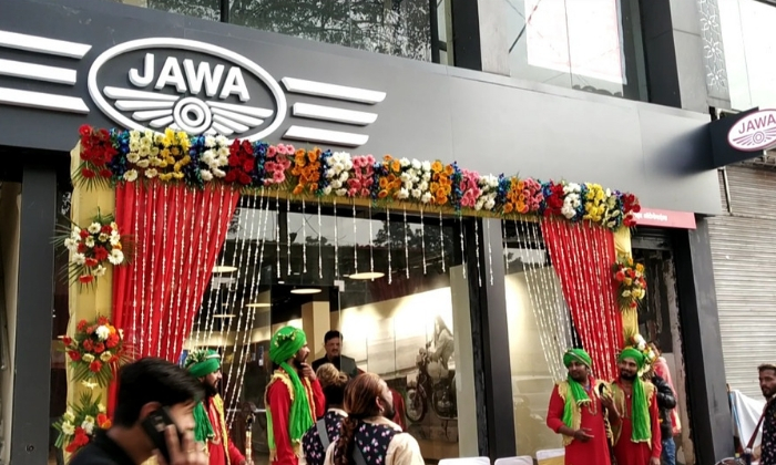 Jawa Motorcycle Showroom Sector 14, Gurugram